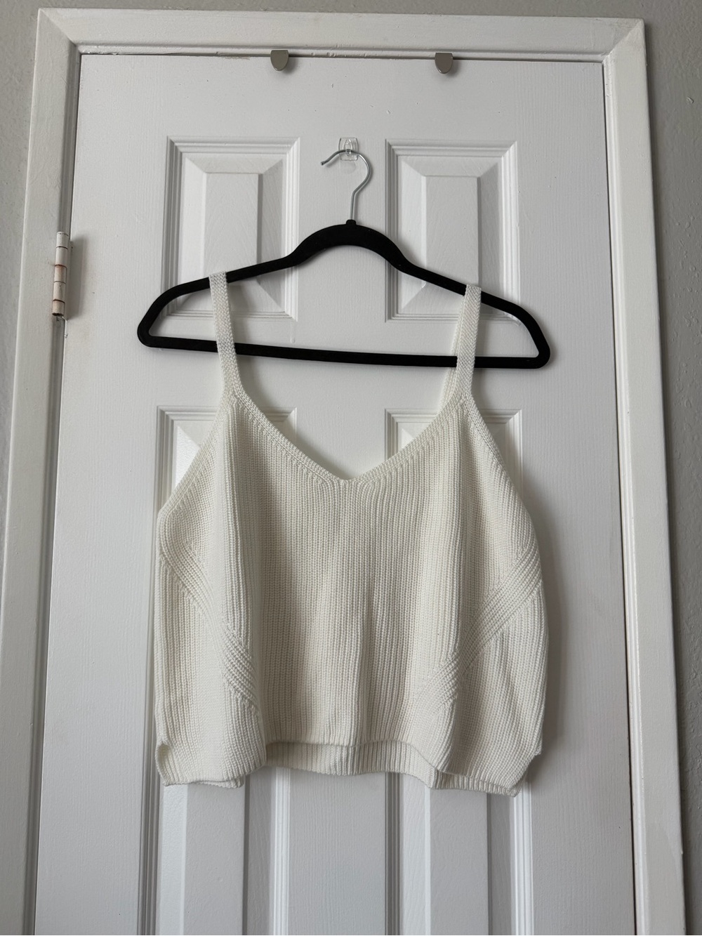 Women's Cream Knit V-Neck Tank Cami